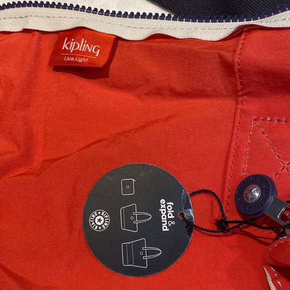 New Kipling Imagine Pack Tote Large Red black foldable  with tags ⭐️⭐️⭐️⭐️⭐️ - Picture 7 of 17